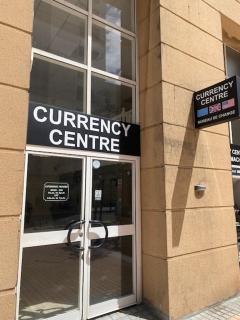 NEW with AC Central Suites with Pool access and Squash Courts! Sleeps Family or 4 guests - Gibraltar - 6