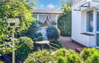 2 Bedroom Stunning Apartment In Mielno - 2