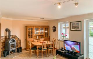 Stunning Apartment In Niebüll With Wifi - 5
