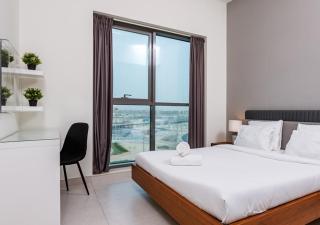 Spacious 1BR with Balcony & Rooftop Pool The Bay Business Bay - Dubaï - 4