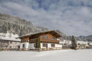 Chalet Dorfkristall - Bramberg am Wildkogel - 2