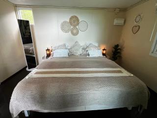 The Hidden Gem Viewpoint Camping & Rooms - Ban Nok - 5