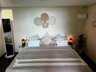 The Hidden Gem Viewpoint Camping & Rooms - 2