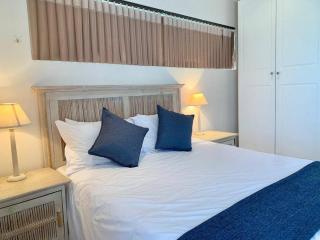Beverley Hills Studio - Ballito - 8