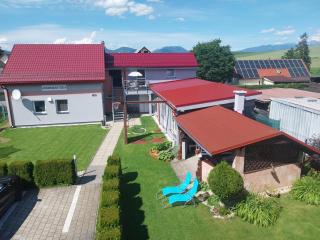Apartmánový dom Stela - Bešeňová - 0