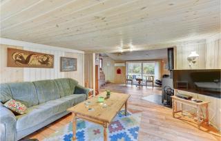 2 Bedroom Lovely Home In Oksbøl - 9