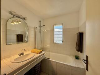 Grand appartement confortable 2 chambres proche marina - 1