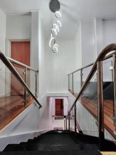 5 Bed Villa Sleeps 10 with Jacuzzi - Georgetown - 6