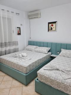 Apartament Mali Robit Mediu 07 - Golem - 0