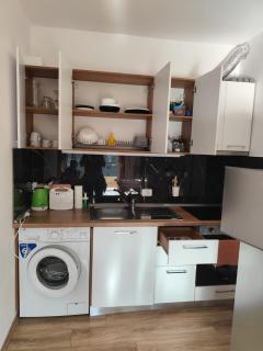 Daisy apartment - Golem - 1