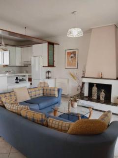 Erina's house - Asprogerakata - 4