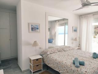 Conil Beach View Front House - Espectacular Casa con Vistas al Mar y acceso directo a la Playa - 3