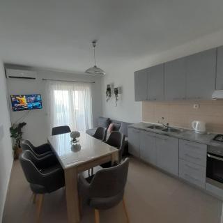 Apartments Monika Omiš - Omiš - 9