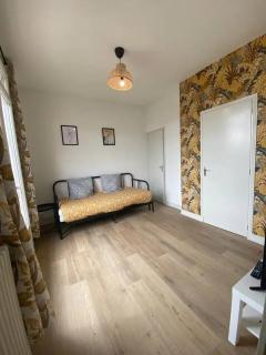 Charmant appartement à Vichy 21 m² avec balcon et vue sur la ville - 0