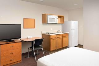 WoodSpring Suites Savannah Garden City - 4
