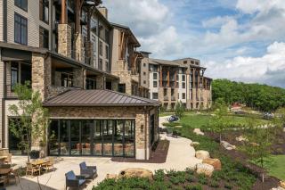 Cloudland at McLemore Resort Lookout Mountain, Curio by Hilton - Rising Fawn - 4