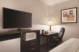 Country Inn & Suites by Radisson, Indianapolis East, IN - Indianápolis - 2