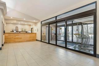 Country Inn & Suites by Radisson, Atlanta Galleria-Ballpark, GA - Atlanta - 8