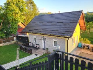 Apartment & Room TOMA - Smoljanac - 5