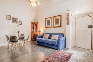 Sales in Trastevere - Rome - 9