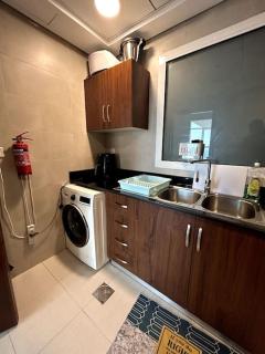 Entire apartment See View - Sharjah - 1