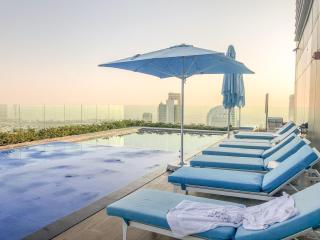 GuestReady - Fabulous 2BR with Burj Khalifa view - 9