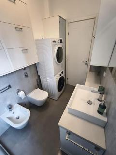 Casa Parthenope - Milan - 2