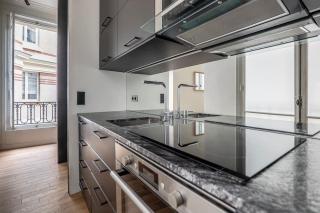 GoodGuest- Luxe Stade Tour Eiffel 2BDR - Paris - 6