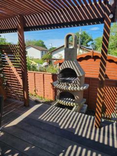 Stone's Throw Away from the English Channel! -Family and Dog Friendly - 6