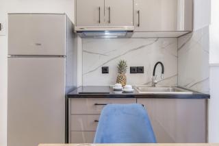 Groundfloor Studio 2 - 4