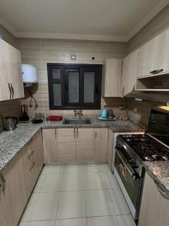 Peaceful 3-BR Hotel Apt Madinaty - Madinaty - 2