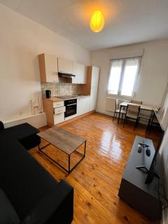 Appt 2 pcs st Quentin Centre - 4