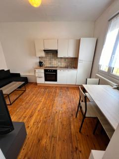 Appt 2 pcs st Quentin Centre - 6
