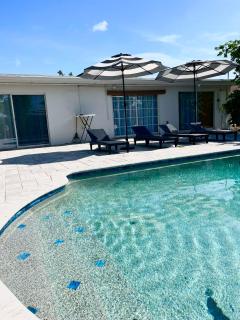 Florida Mango Island /pool/beach/Legacy Trail - 7