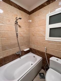 Premium 4-BR Hotel Apt In Madinty - Madinaty - 8