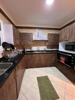 Premium 4-BR Hotel Apt In Madinty - Madinaty - 3