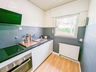 ALFA Apartment Esslingen City Altstadt nahe Stuttgart Messe I 3 Zimmer 5 Betten I Bad I Küche l WIFI & SmartTV I 3BR 5 Beds I Bathroom I Kitchen - 6