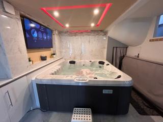 Spa Jacuzzi Moon White - Vaudherland - 8
