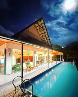 Villa Aven - Premium Suits - Kakkadampoyil - 7