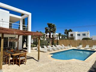 Villa In Playa Den Bossa, 5 Min Supermarketbbq - Sant Jordi - 1