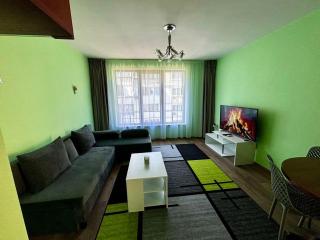 The Green Suite & Terrace - 8