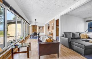 Cozy Home In Vesløs With House Sea View - 7