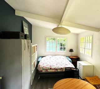 Grand studio neuf sur jardin privé a 35 mn du RER A Charles de Gaulle Etoile - Maisons-Laffitte - 6