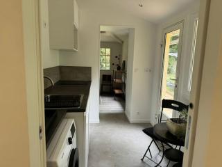 Grand studio neuf sur jardin privé a 35 mn du RER A Charles de Gaulle Etoile - Maisons-Laffitte - 4