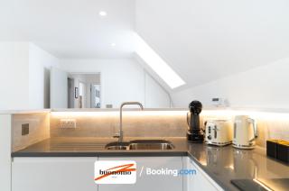 Two Bedroom Apartment At Buonomo Stays Short Lets & Serviced Accommodation - Londra - 8