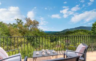 Amazing Home In Les Adrets-De-Lestére - Les Adrets de l'Esterel - 9