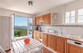 Amazing Home In Les Adrets-De-Lestére - Les Adrets de l'Esterel - 5