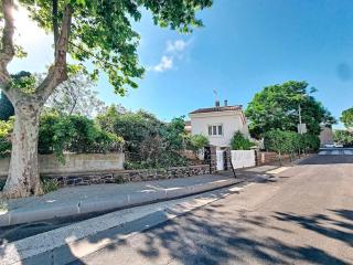 Grande villa entièrement rénovée avec piscine - 9