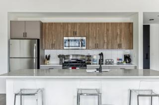 3BR Luxury Modern Apartment - Chicago - 2