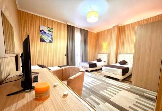 AMH Hotel Durres - Durazzo - 7